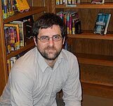headshot of your instructor, Kellam Barta